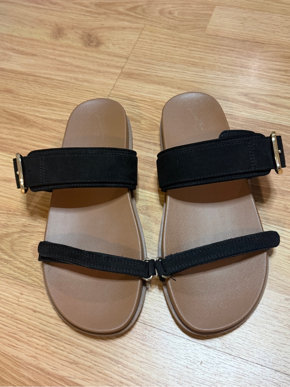 Universal Thread Black and Tan Dual-Strap Slide Sandals